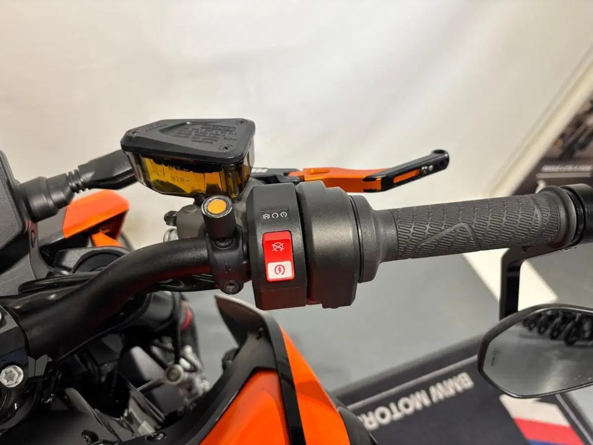 KTM 890 Duke (2021 - 23) (7)