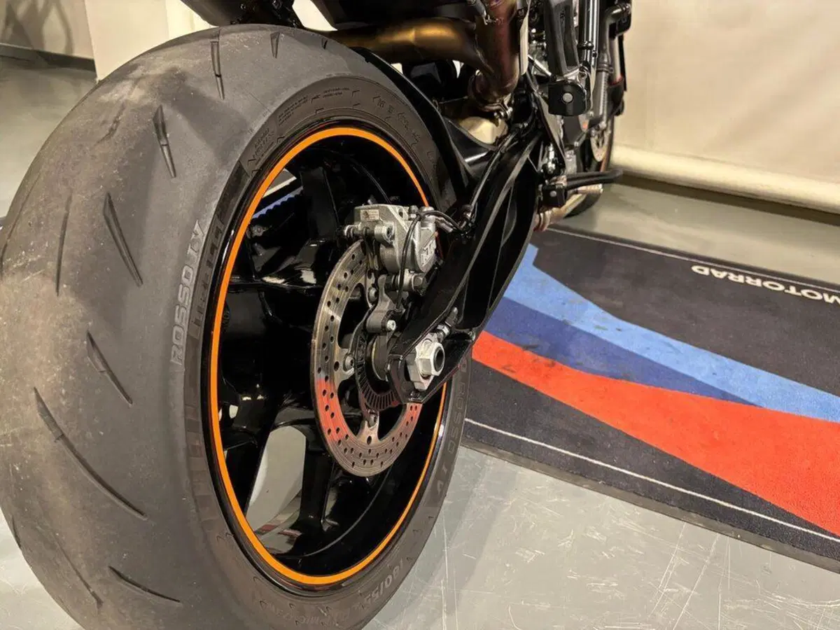KTM 890 Duke (2021 - 23) (15)
