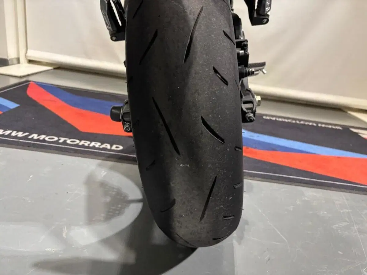 Kawasaki Z 650 Sport (2021 - 24) (12)