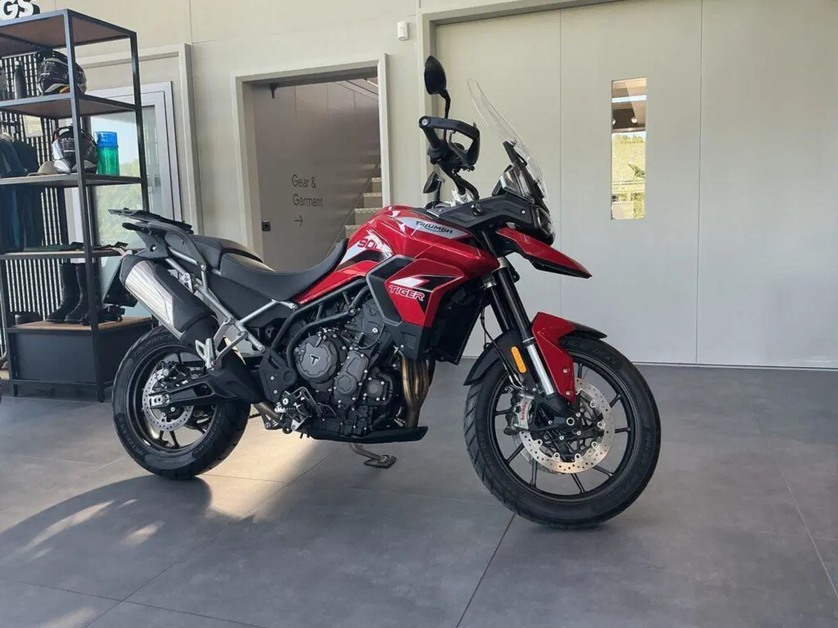 Triumph Tiger 900 GT (2020 - 23) (2)