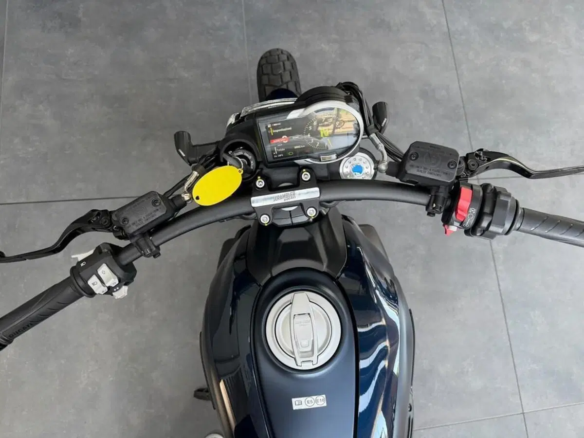 Ducati Scrambler 800 Nightshift (2023 - 24) (9)