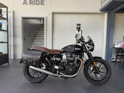 Triumph Street Twin 900 (2019 - 20) usata