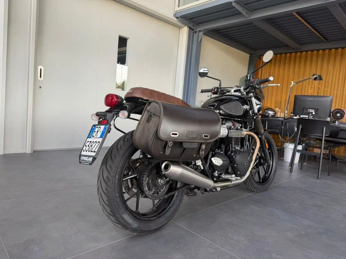 Triumph Street Twin 900 (2019 - 20) (3)