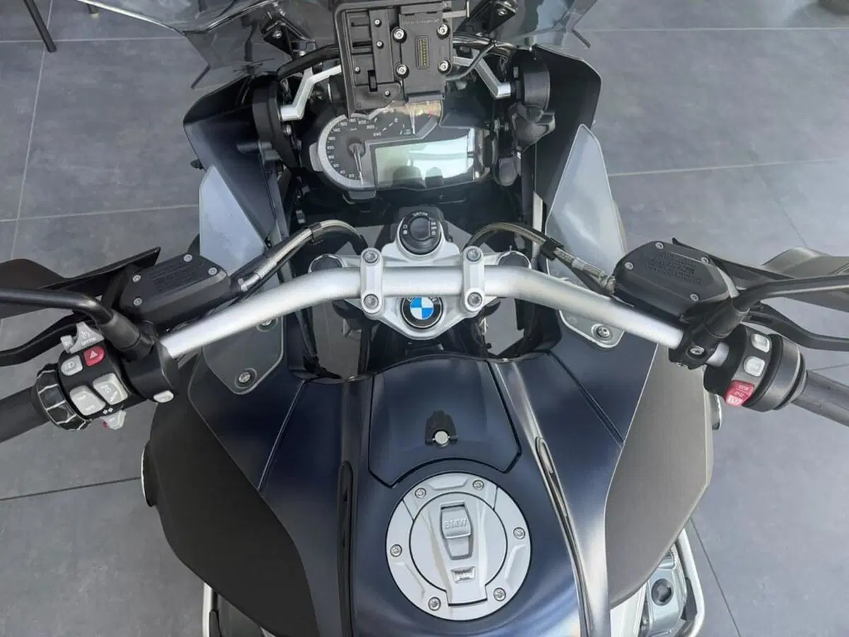 Triumph Street Twin 900 (2019 - 20) (9)