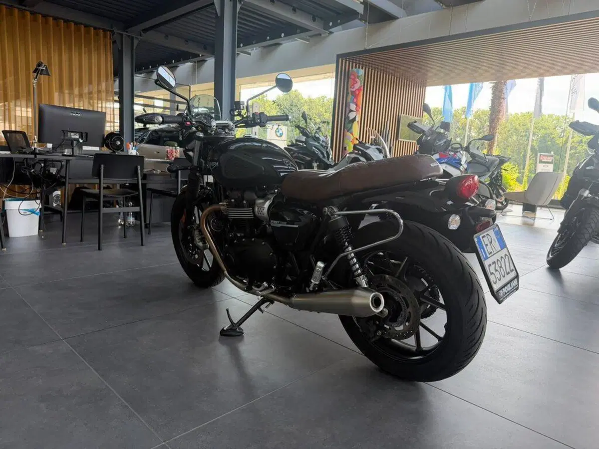 Triumph Street Twin 900 (2019 - 20) (8)
