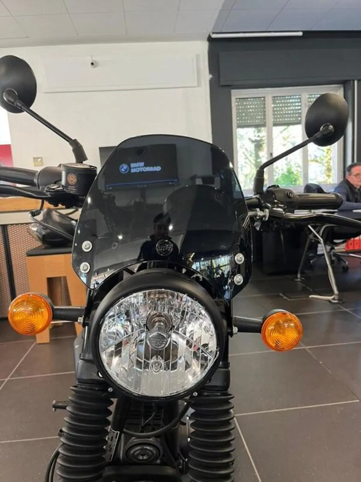 Royal Enfield HNTR 350 (2022 - 26) (3)