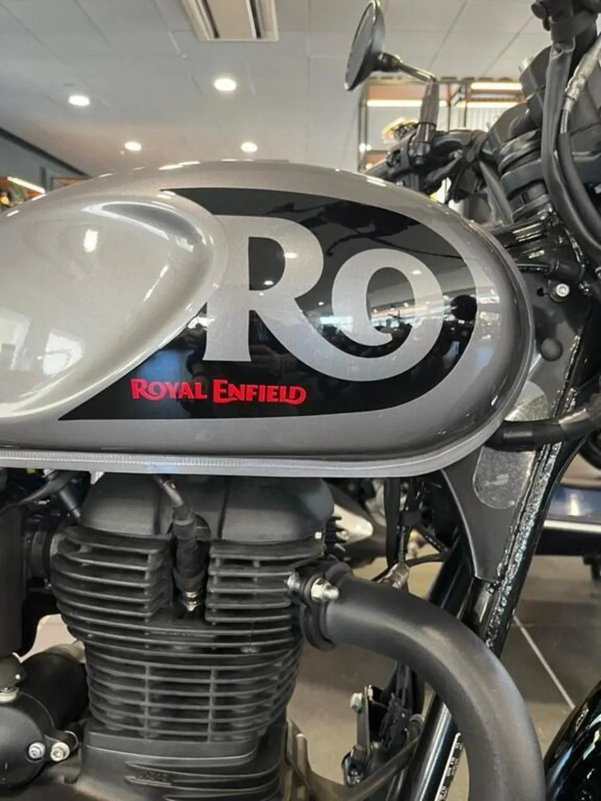 Royal Enfield HNTR 350 (2022 - 26) (6)