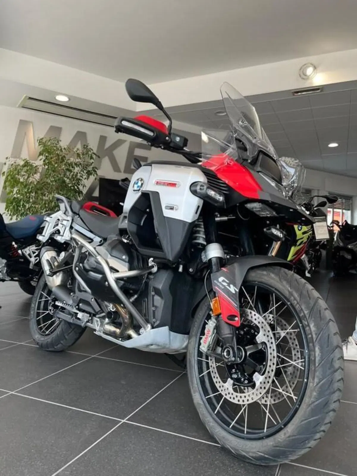Bmw R 1300 GS Adventure Trophy (2025 - 26) (11)