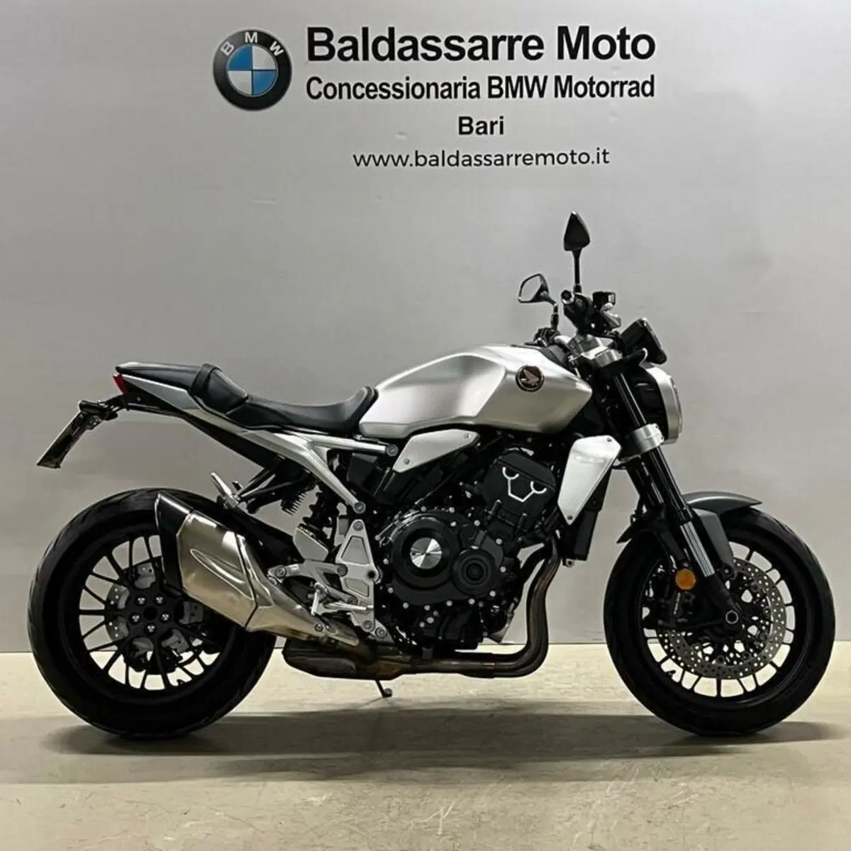 Honda CB 1000 R (2021 - 25) (4)