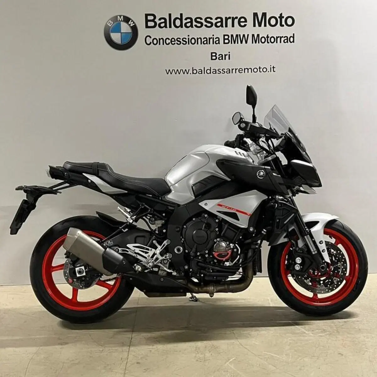 Yamaha MT-10 (2017 - 20) (4)