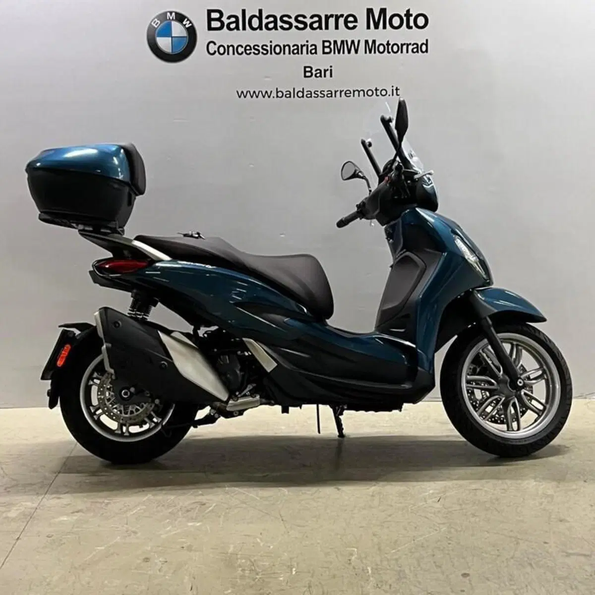 Piaggio Beverly 400 ABS-ASR (2021 - 24) (4)