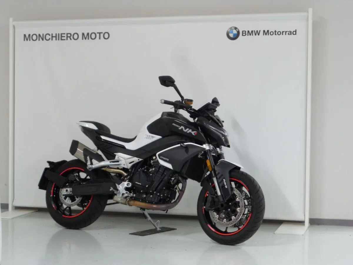 CFMOTO 800NK Sport (2023 - 26)