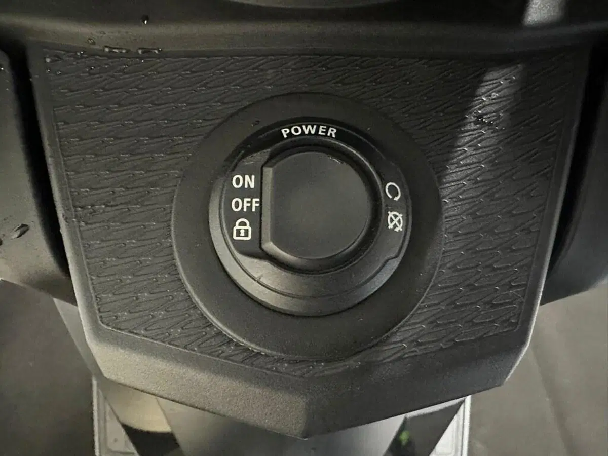 Bmw C 400 GT (2021 - 24) (4)