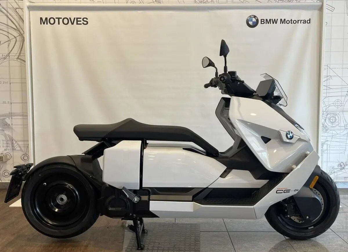 Bmw CE 04 (2021 - 25)