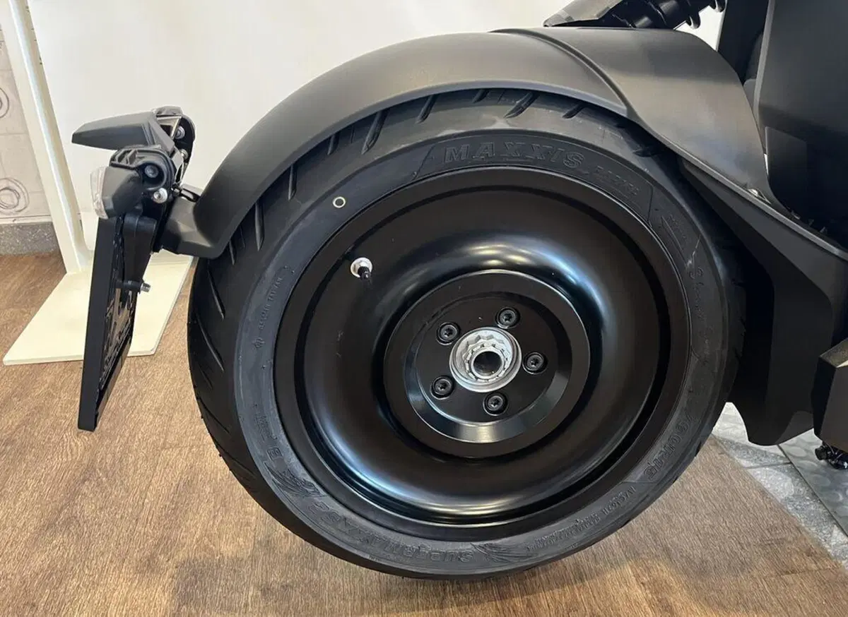 Bmw CE 04 (2021 - 25) (3)