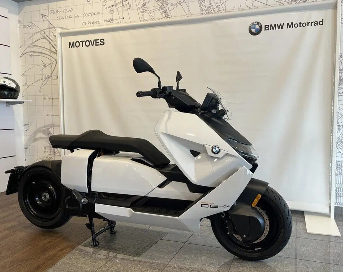Bmw CE 04 (2021 - 25) (6)