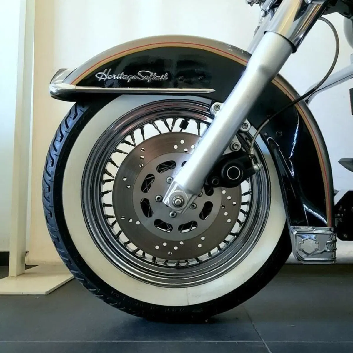 Harley-Davidson 1340 Heritage Classic (1984 - 98) - FLSTC (7)