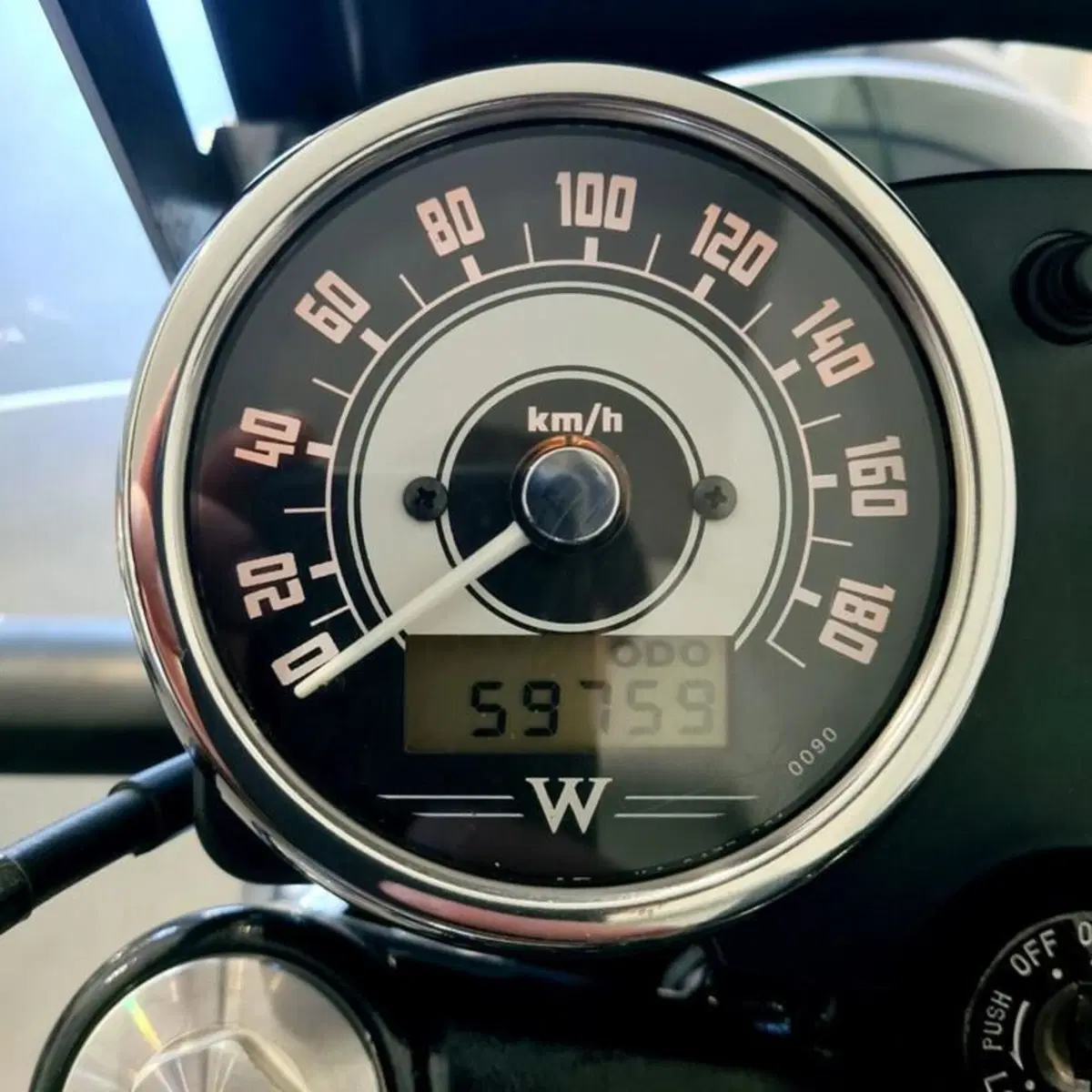 Kawasaki W 800 (2010 - 17) (5)