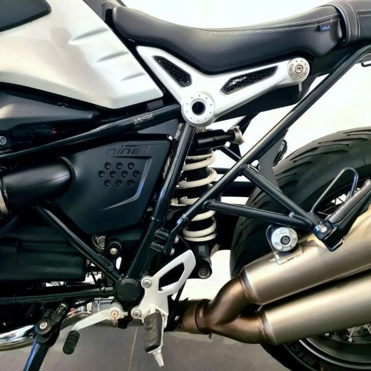 Bmw R nineT 1200 (2017 - 20) (11)