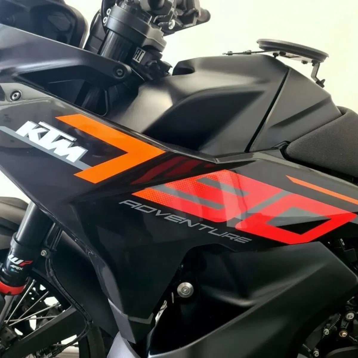 KTM 790 Adventure (2023 - 24) (9)