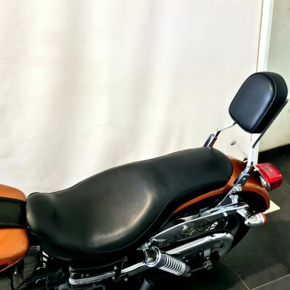 Harley-Davidson 1584 Super Glide Custom (2007) - FXDC (14)