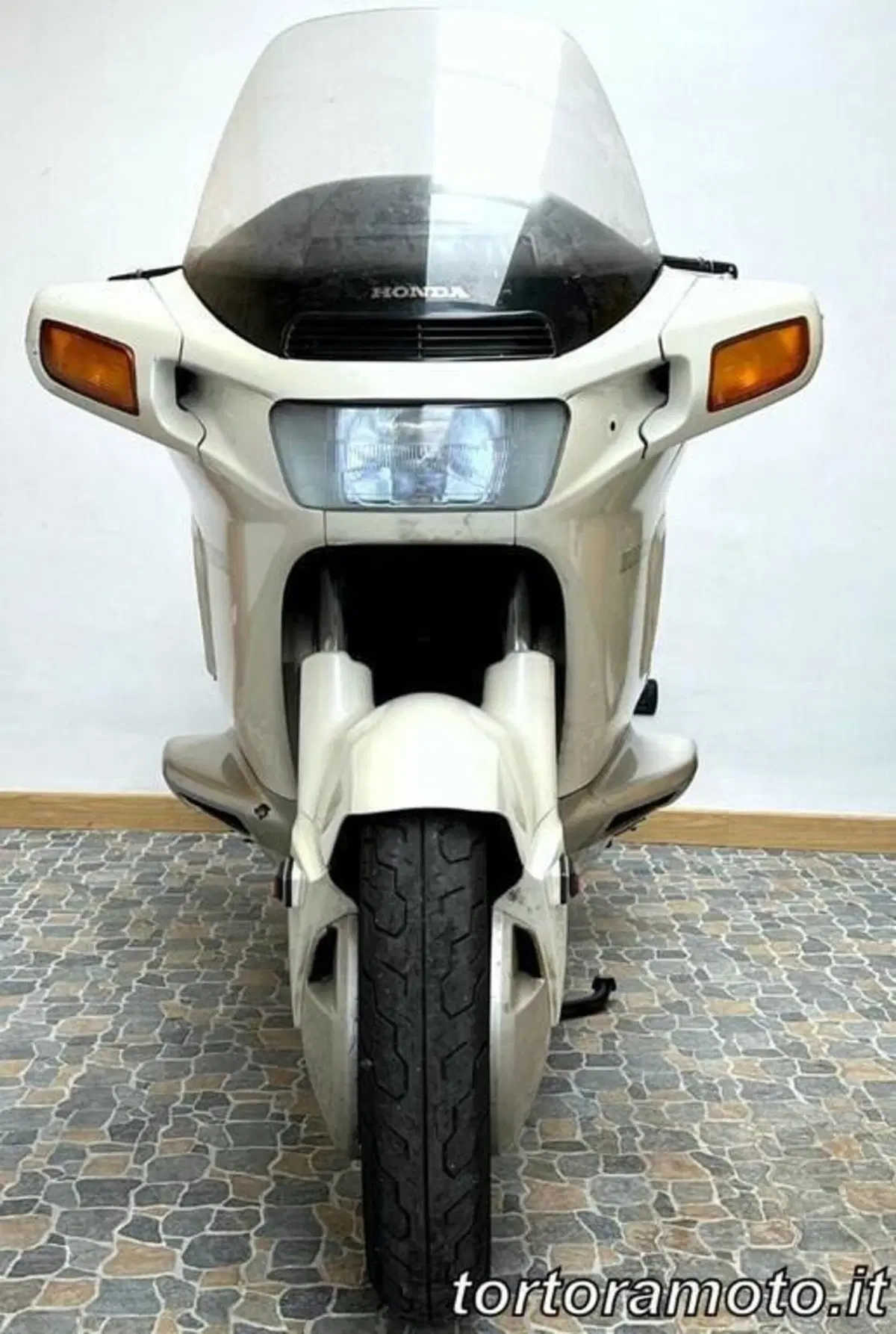 Honda VFR 750 F (1988 - 89) (3)