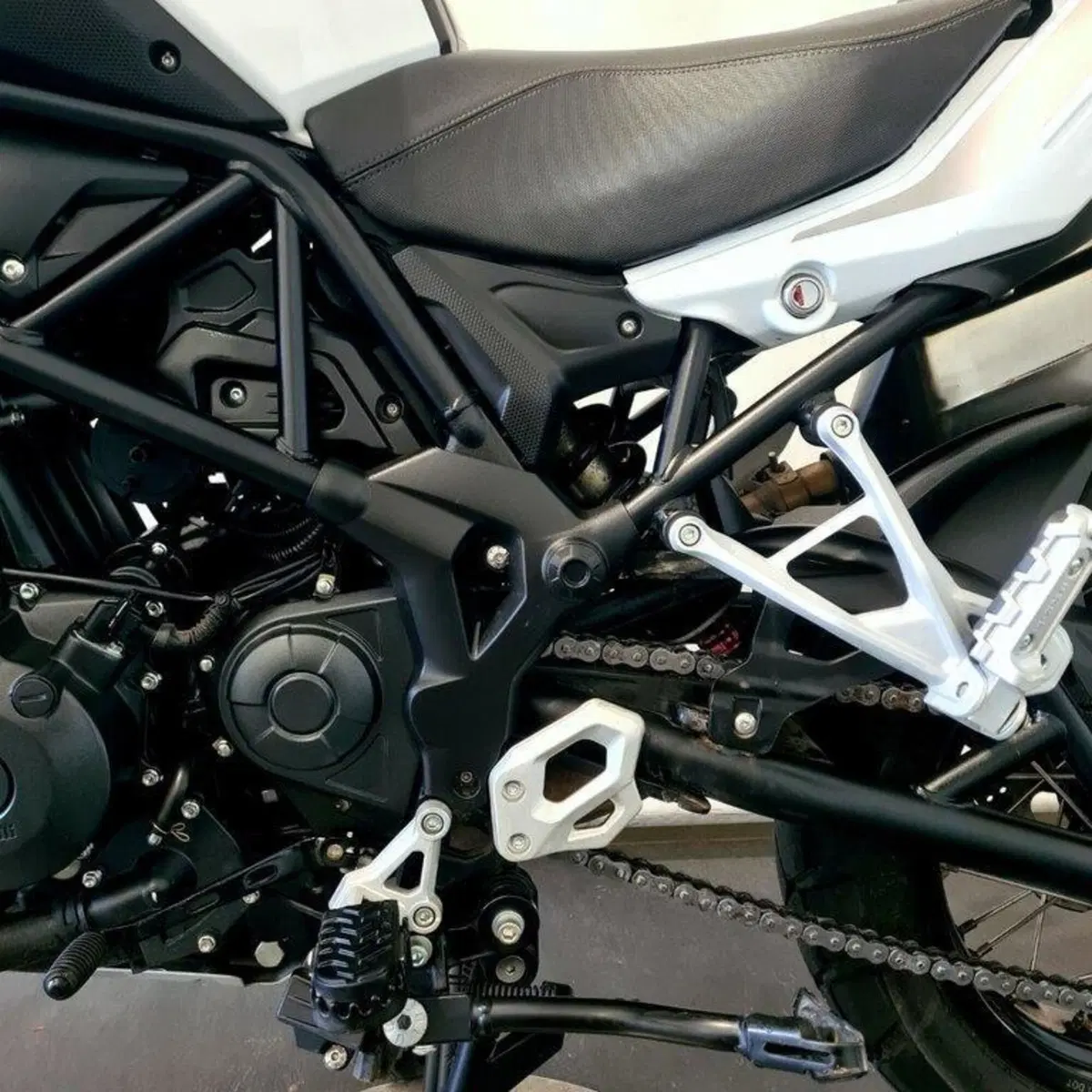 Benelli TRK 502 (2021 - 25) (11)