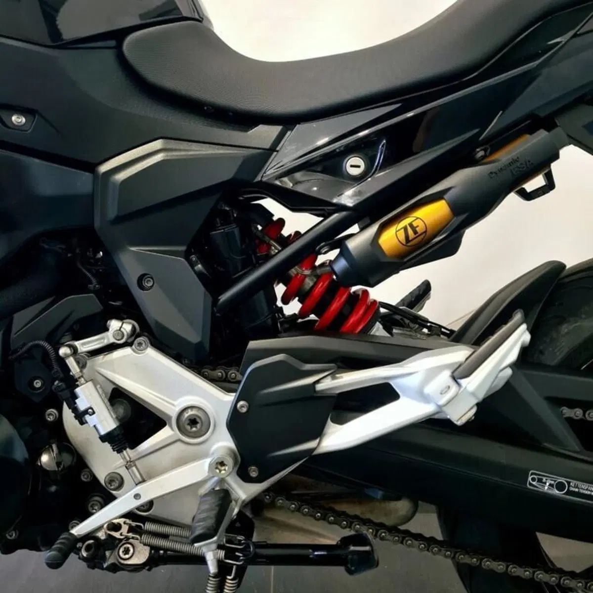 Bmw F 900 XR (2020 - 24) (13)