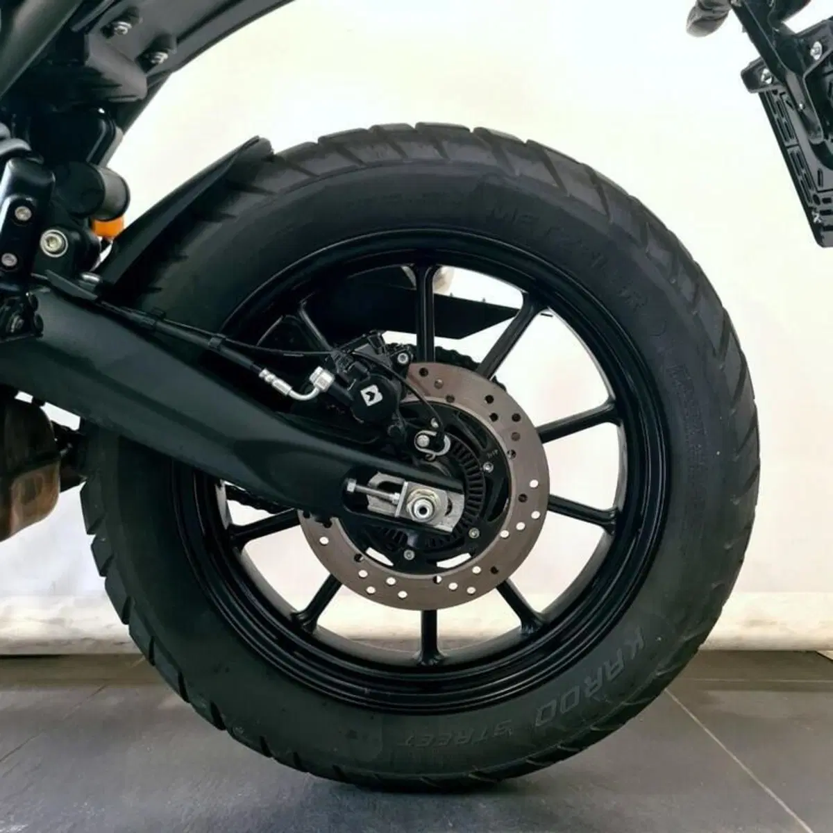 Triumph Scrambler 400 X (2024 - 26) (14)