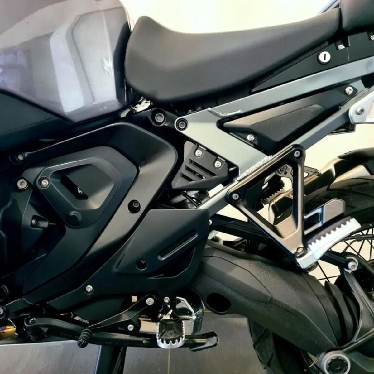 Bmw R 1300 GS Adventure Triple Black (2025 - 26) (11)