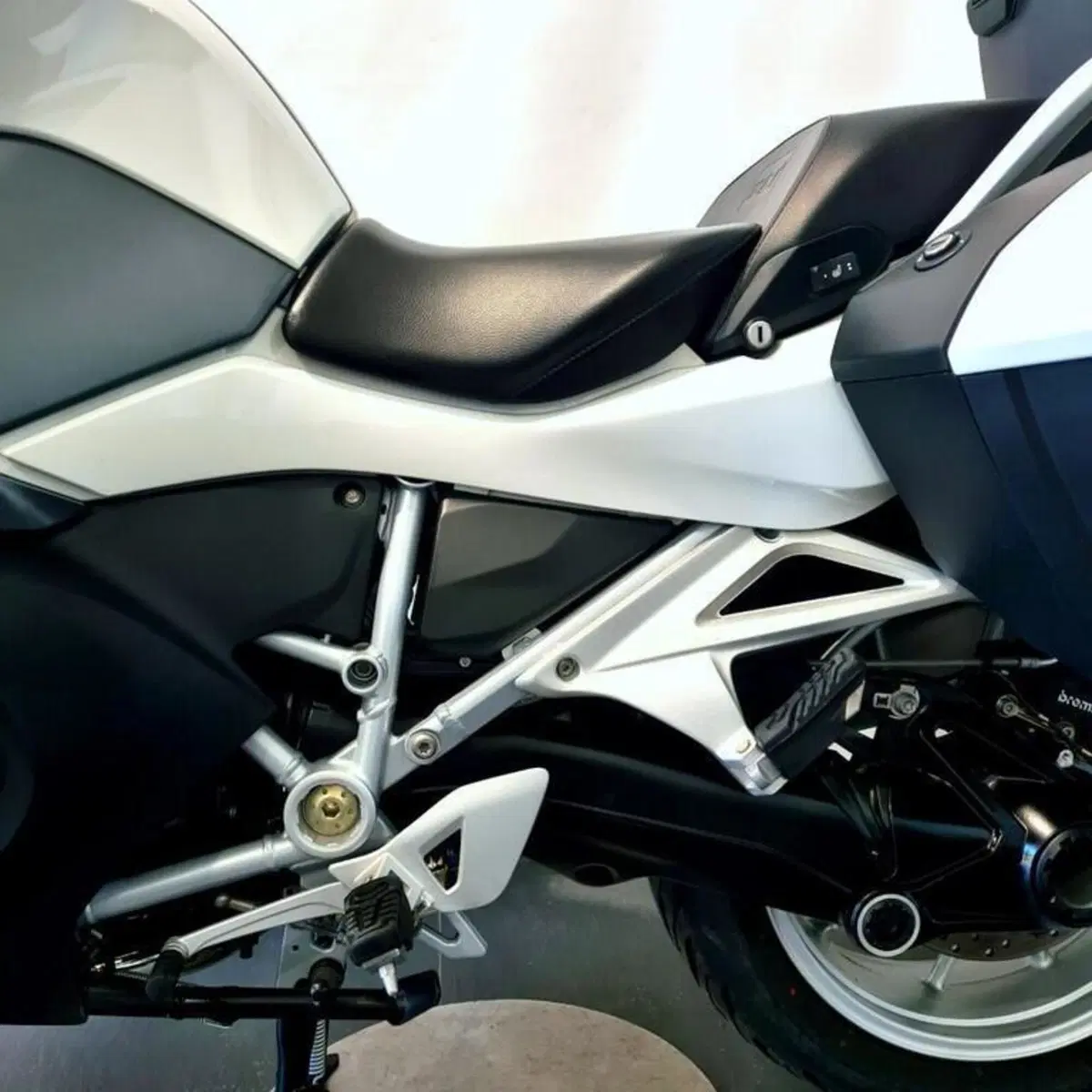 Bmw R 1250 RT (2021 - 25) (11)