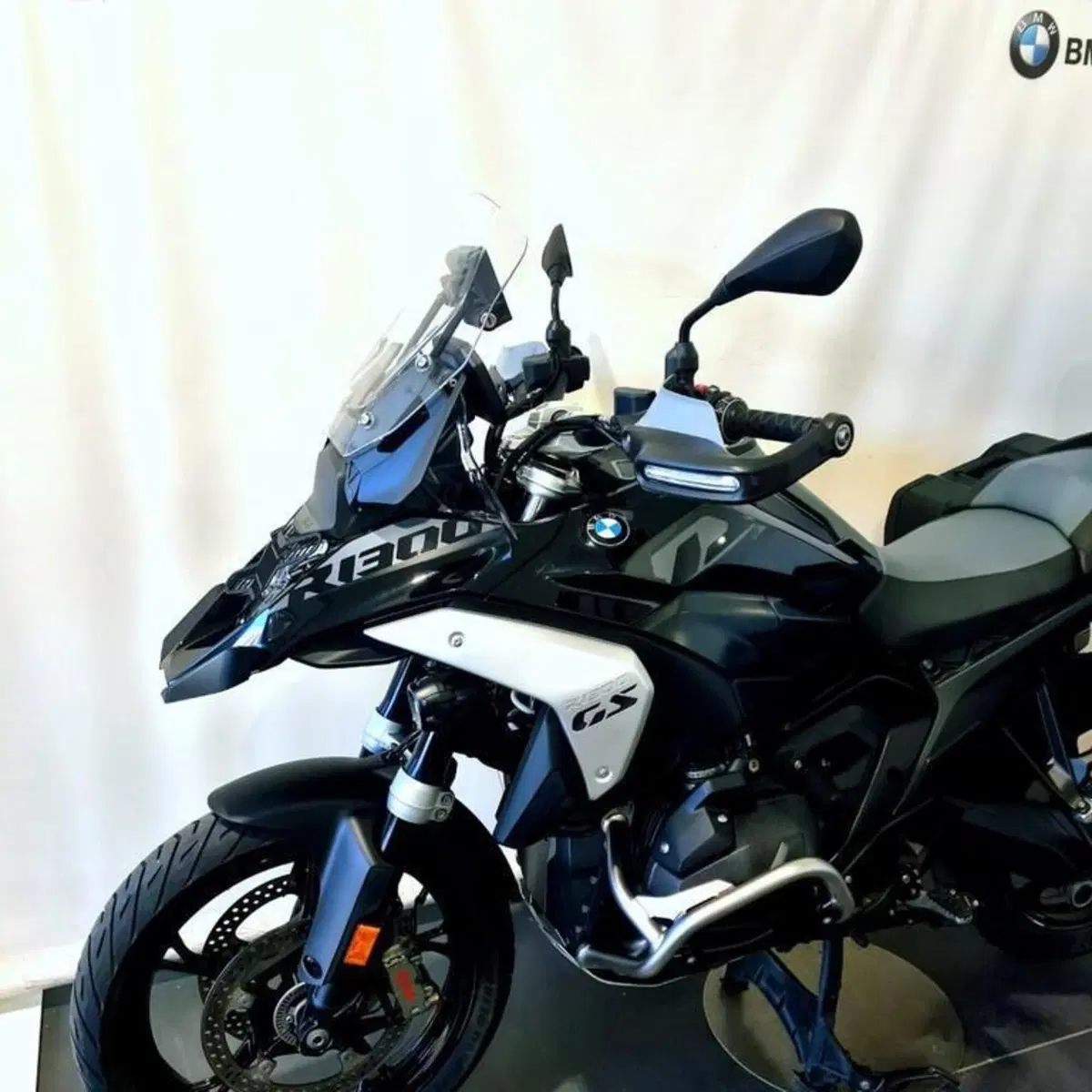 Bmw R 1300 GS Triple Black (2023 - 26) (8)
