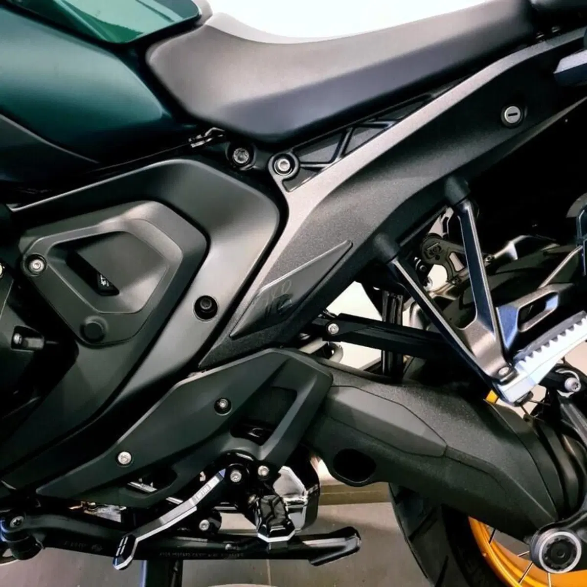Bmw R 1300 GS Option 719 Tramuntana (2023 - 26) (11)