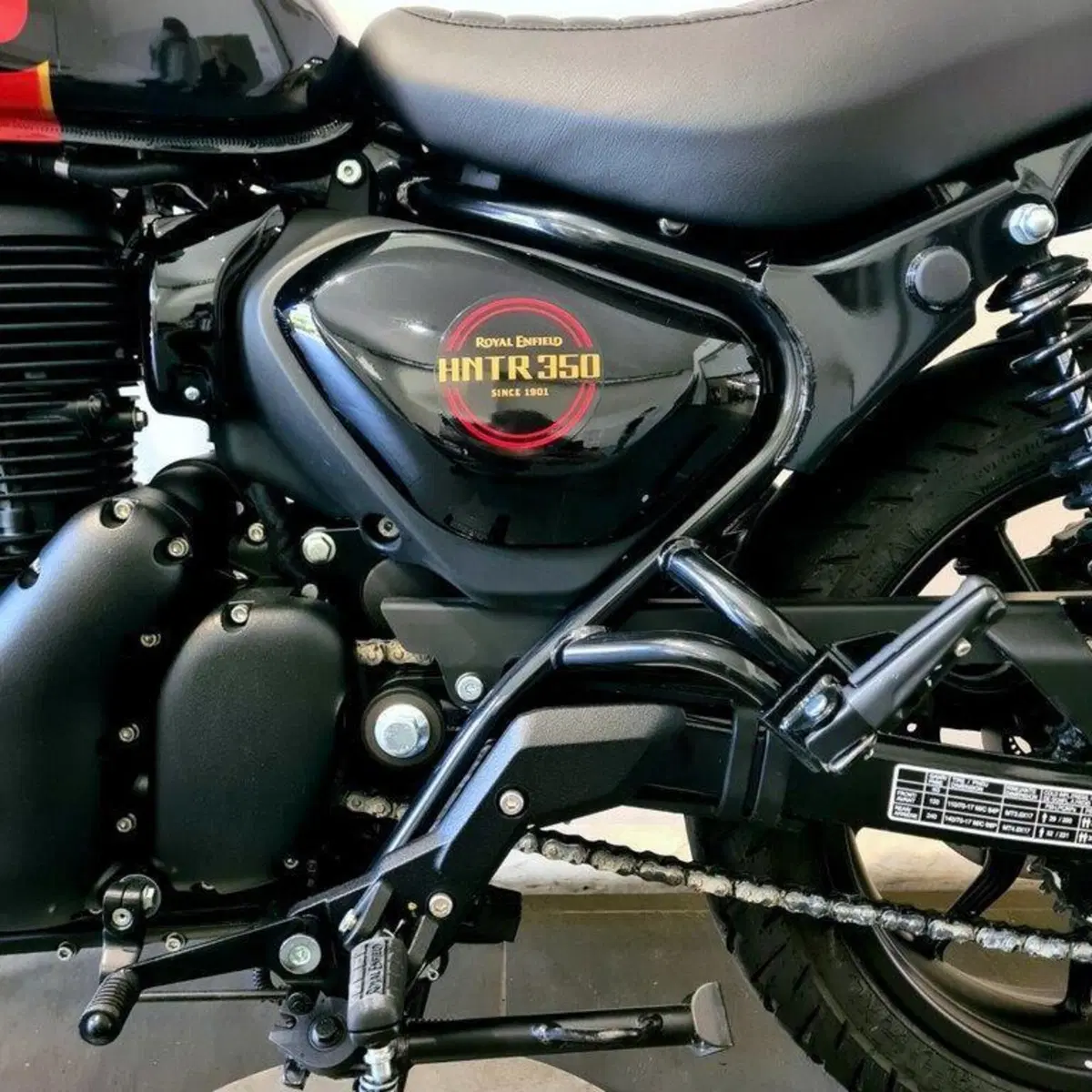 Royal Enfield HNTR 350 (2022 - 26) (11)