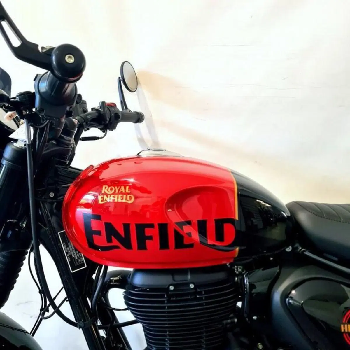 Royal Enfield HNTR 350 (2022 - 26) (9)