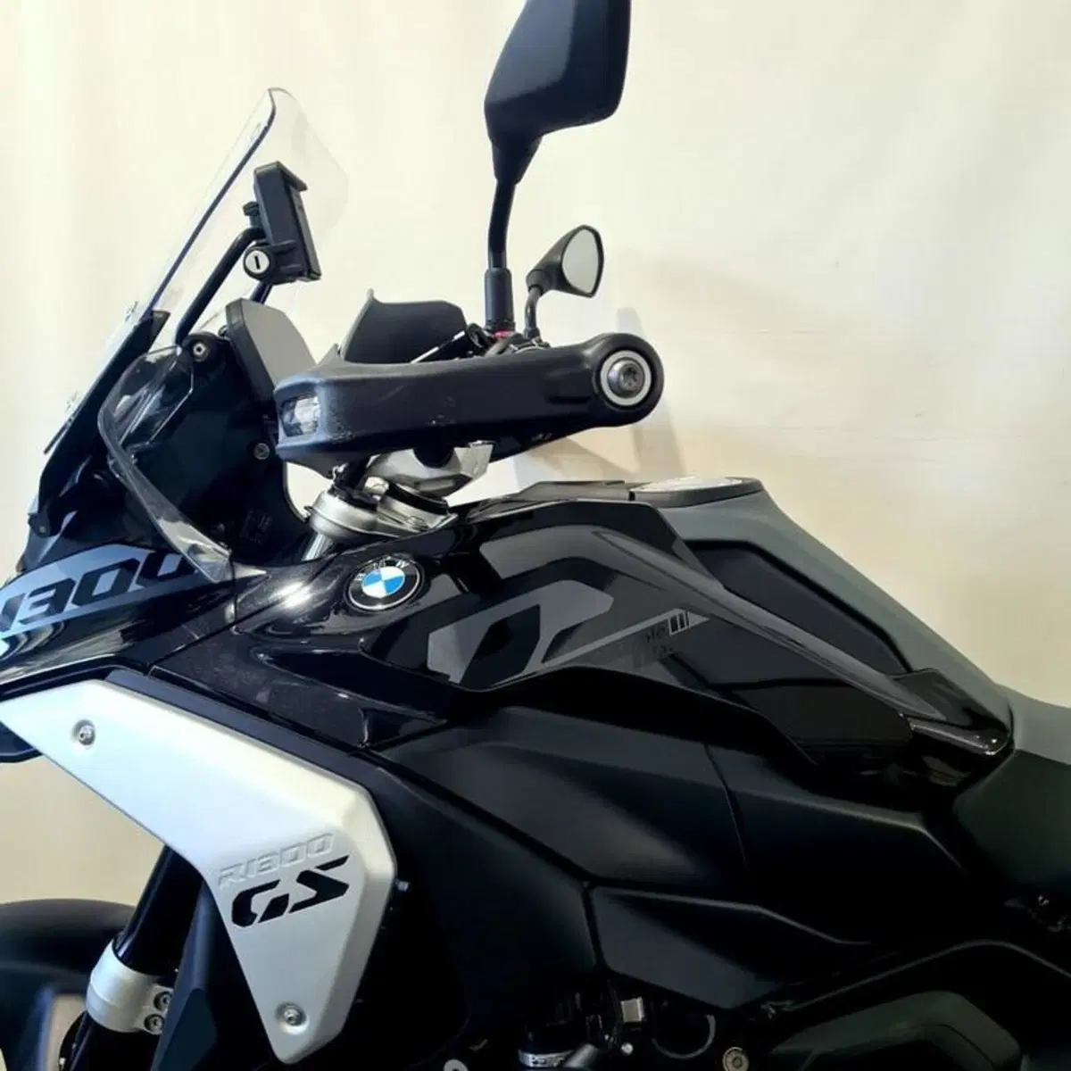 Bmw R 1300 GS Triple Black (2023 - 26) (9)