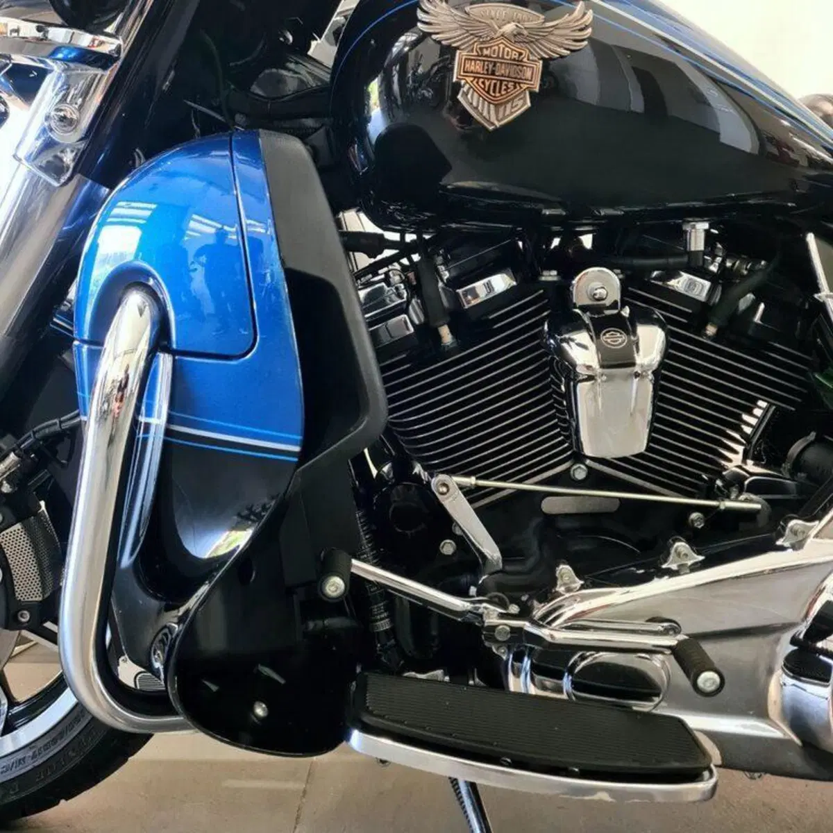 Harley-Davidson 107 Electra Glide Ultra Limited (2017 - 18) - FLHTK (11)