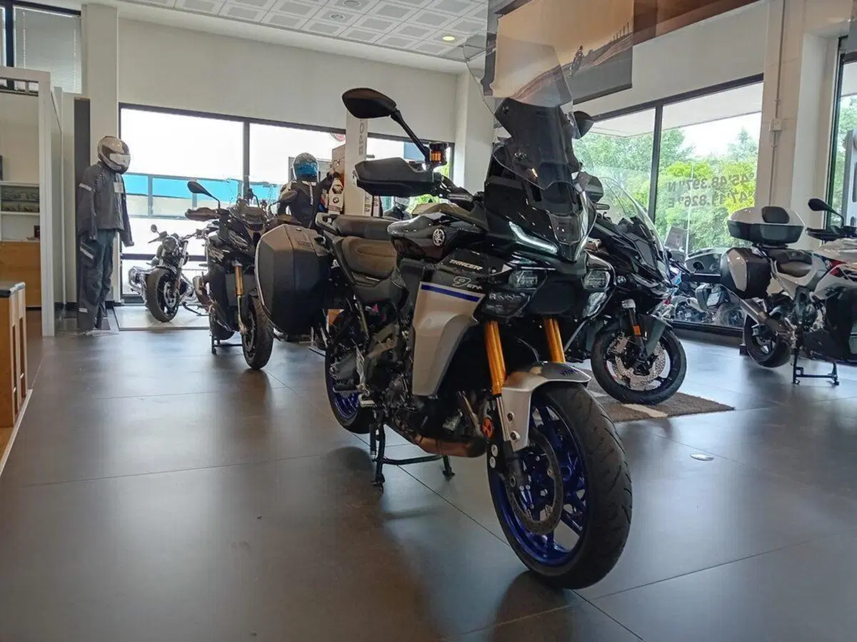 Yamaha Tracer 9 GT Y-AMT (2025 - 26) (3)