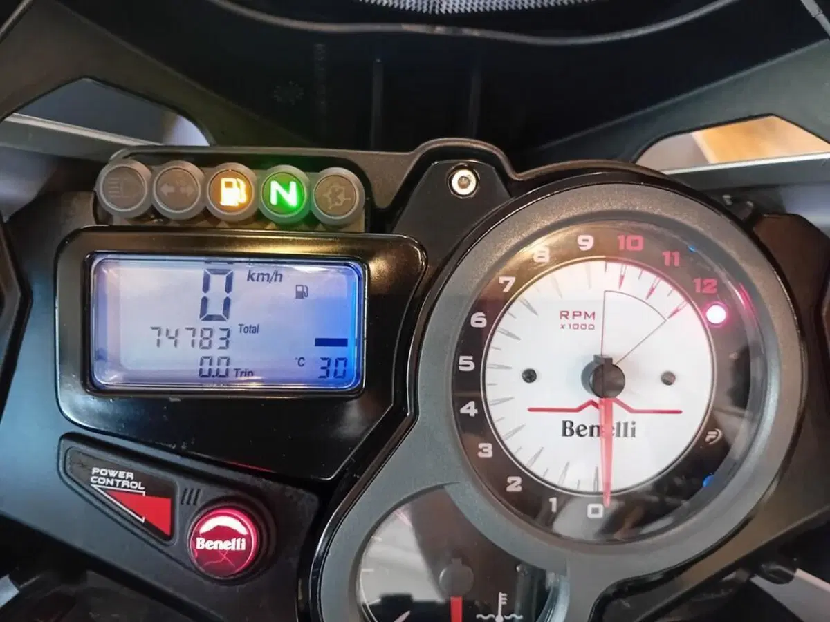 Benelli Tre 1130 K (2006 - 16) (8)