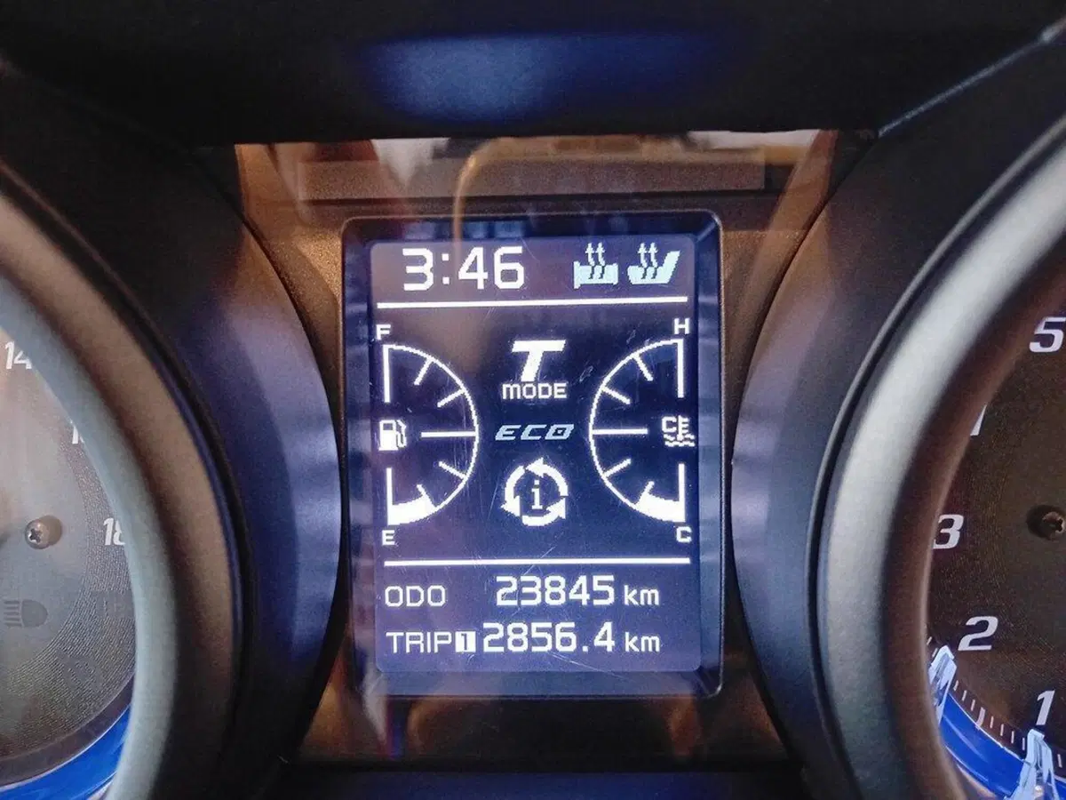 Yamaha T-Max 560 20° anniversario (2021) (8)
