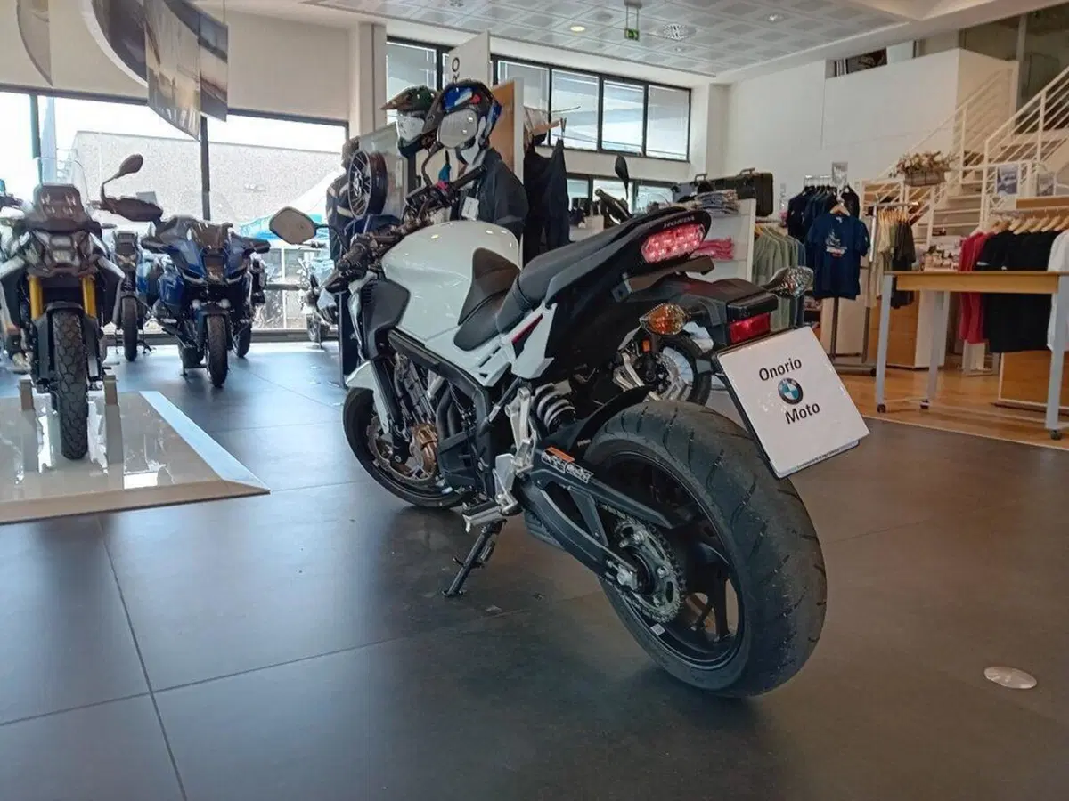 Honda CB 650 F (2017 - 18) (6)