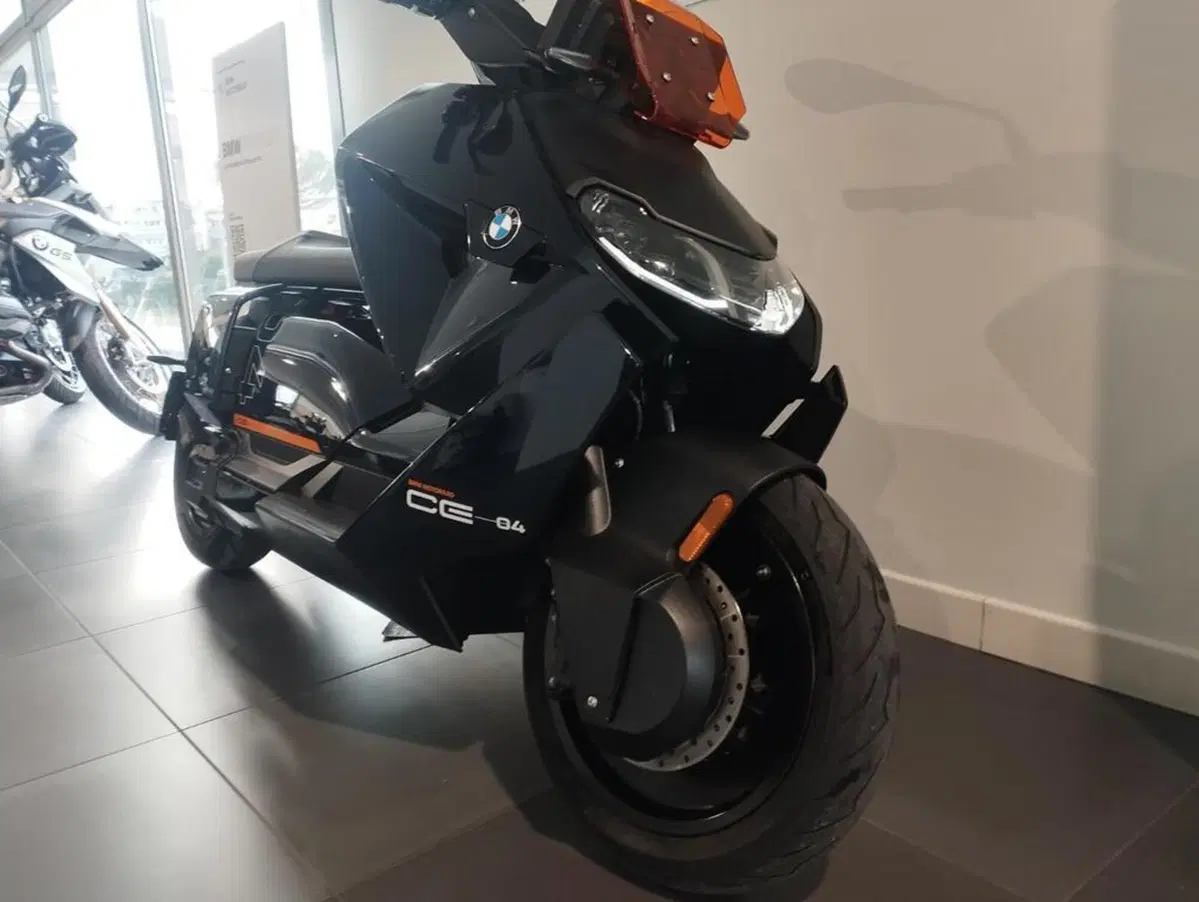 Bmw CE 04 (2021 - 25) (7)