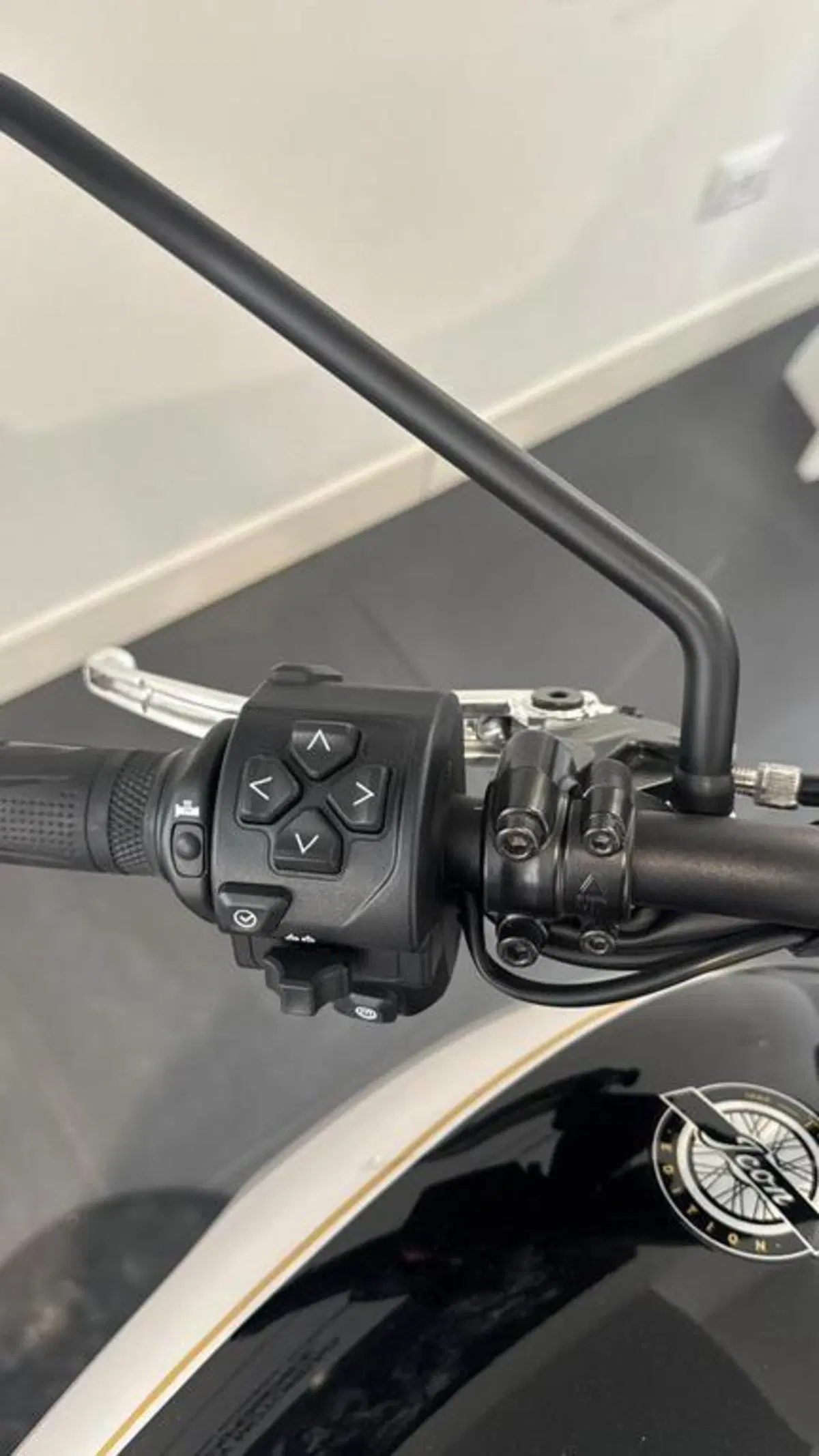 Triumph Scrambler 1200 X (2024 - 26) (3)