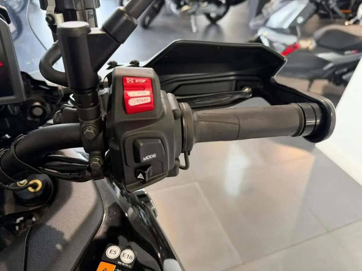 Yamaha Tracer 9 GT+ (2023 - 24) (6)