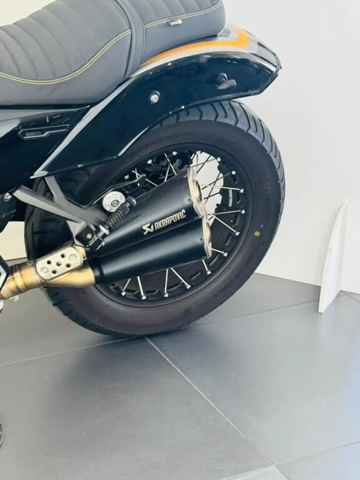 Bmw R 12 (2024 - 26) (12)