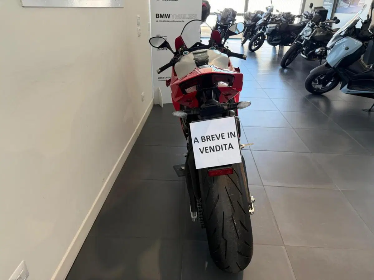 Ducati Panigale V4 R (2026) (8)