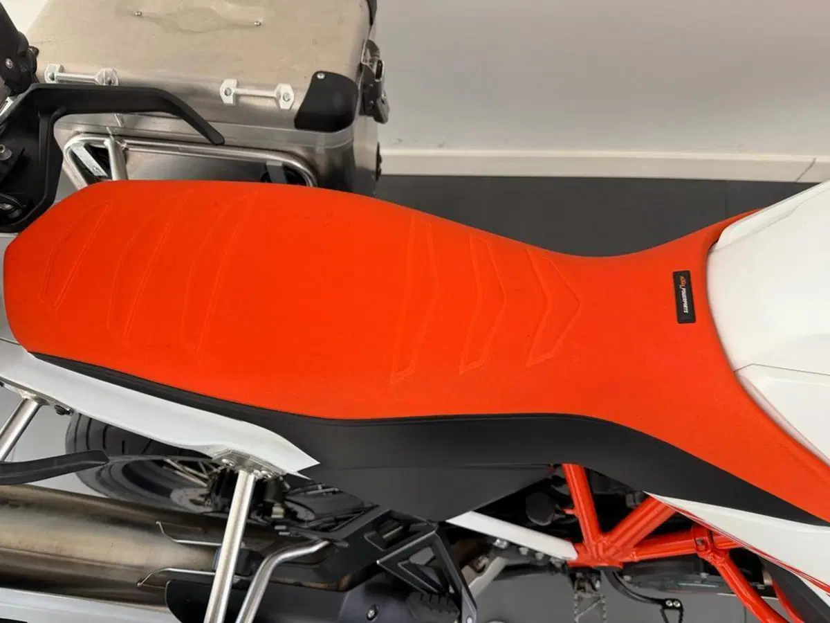 KTM 1290 Super Adventure R (2022 - 25) (2)