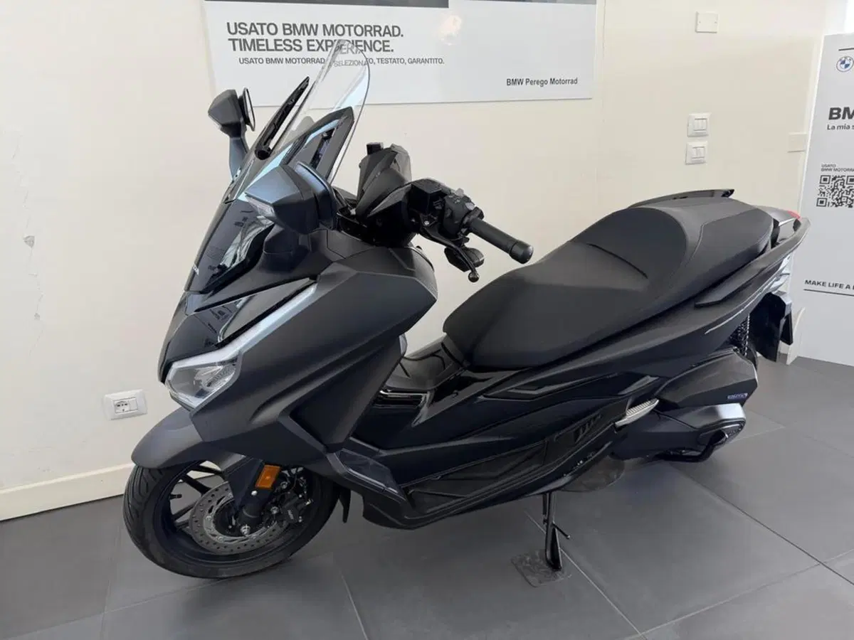 Honda Forza 350 (2022 - 24) (9)