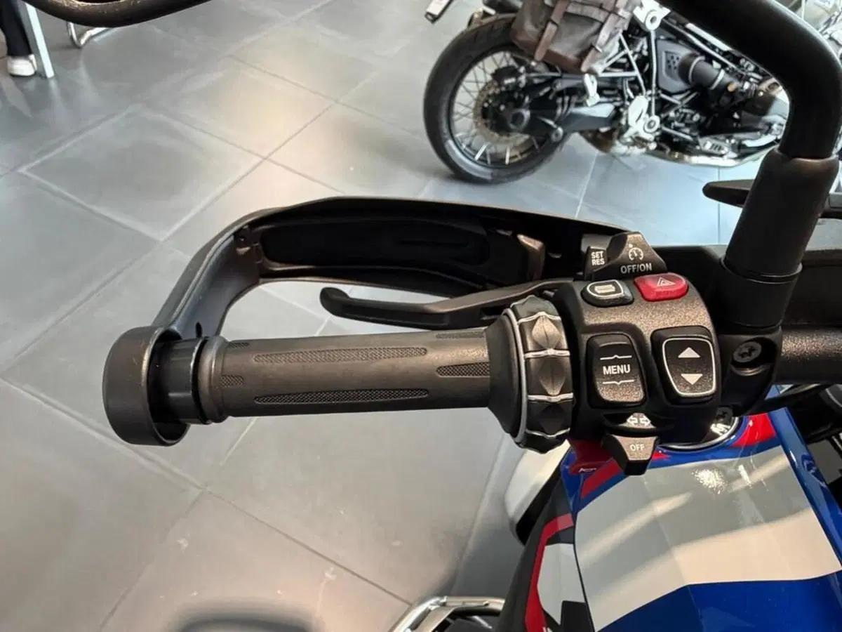 Bmw R 1300 GS (2023 - 26) (15)