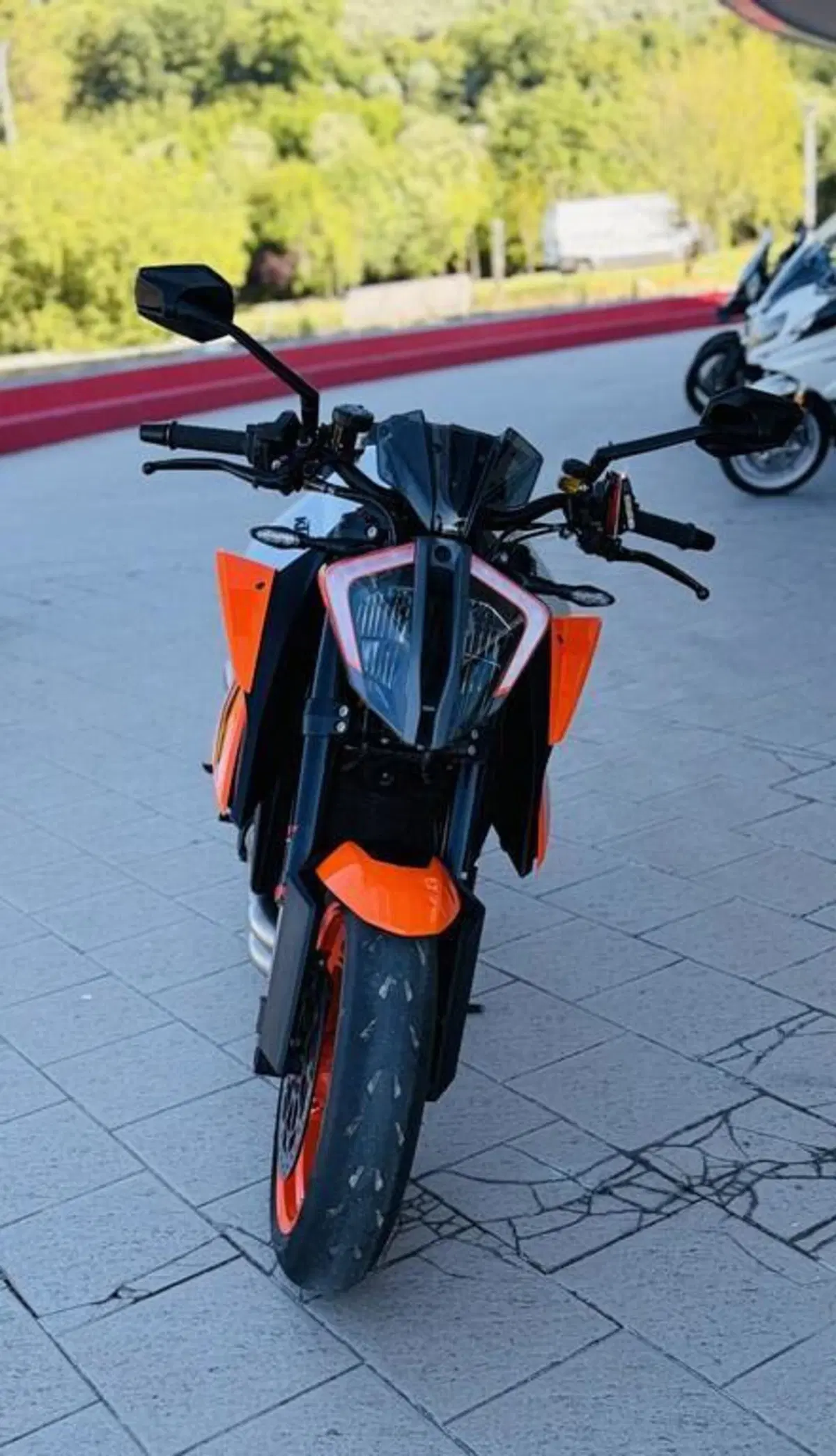 KTM 1290 Super Duke R (2021) (2)